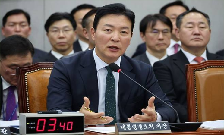 검찰, 4번만에 김성훈 <b>경호</b>차장·<b>이광우 경호본부장</b> 구속영장... 