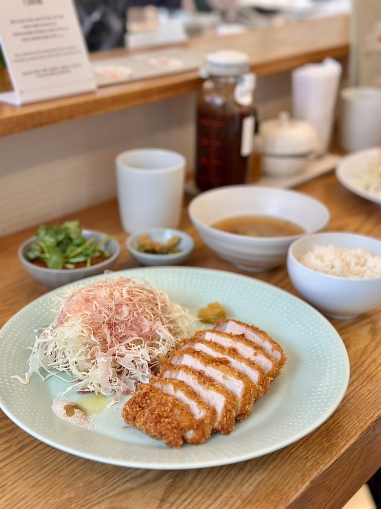 합정 웨이팅 맛집 최강금돈까스 : 지리산 버크셔K 캐치테이블 필수