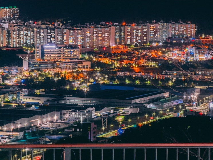  창원, 진해 야경명소, 안민고개 누리길 쉼터 & 만남 전망대(진해드림로드, 군항제 기간 차량 통제, 주차)