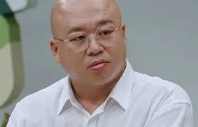 [오늘의 연예가] <b>돈스파이크</b>, <b>마약 투약</b> 후 만기 출소… 김수현... 