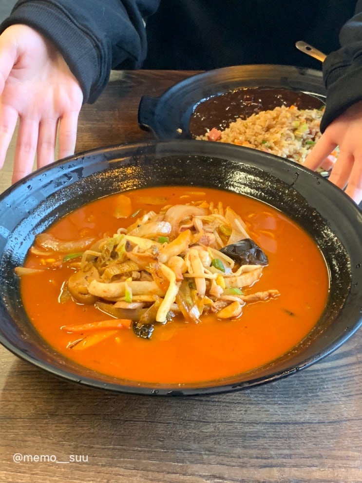  제주 용담 맛집, 감귤 한라봉면 짬뽕과 볶음밥의 완벽한 조화! 용짜형뽕