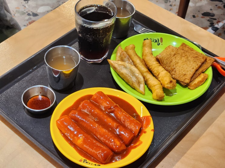  부산 광안리 떡볶이 맛집 다리집 본점 이미 SNS에서 핫한 분식집