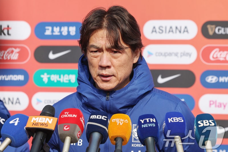 [축구이야기] '정말로 선수를 위한 것입니까?'...지 밖에 모르는 바보, 홍명보