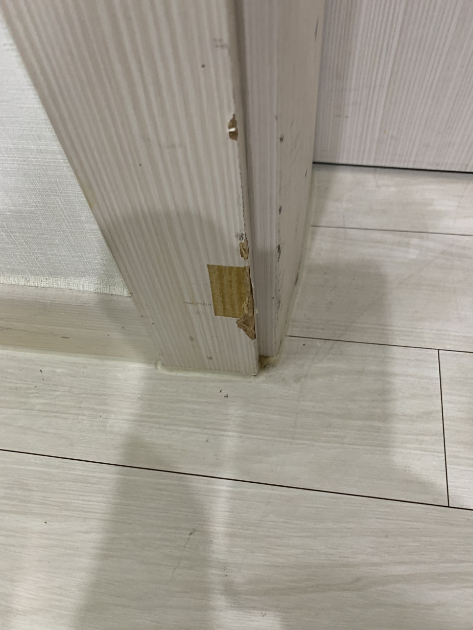 문틀보수 벗겨진시트지 필름부분수리복원