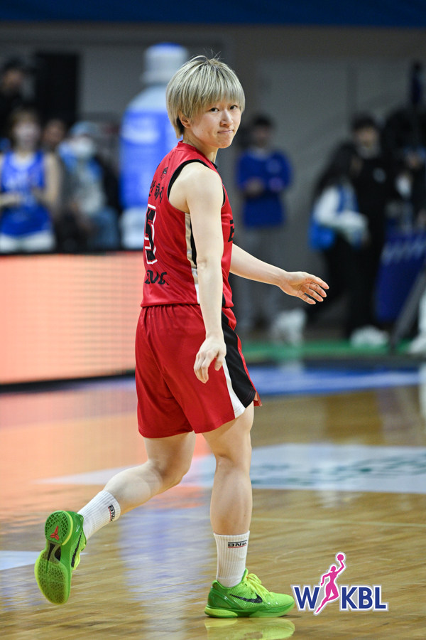 [WKBL 파이널] BNK <b>안혜지</b> "위감독님 새깅 너무 고마워요... 