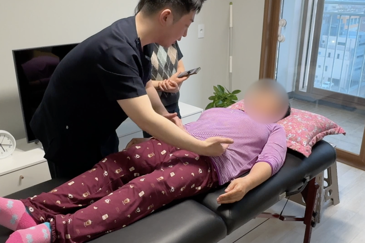  파킨슨재활, 운동만으로는 부족합니다! 중요한 건 따로 있어요.