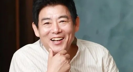 성동일 아들 성준의 근황! 대치동에서 알바 중 프로필 나이 키 가족 학력 첫째 아들 근황 배....