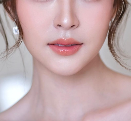  웜톤 쿨톤 립스틱 컬러 선택 방법(옷잘입는 사람들 특징)