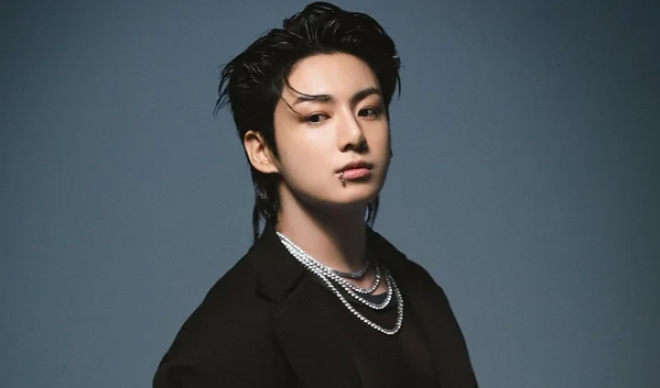 BTS <b>정국</b>, <b>스포티파이</b> 84억 <b>스트리밍</b> 돌파…아시아 최단·K팝... 