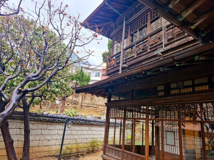  부산 수정동 일본식 가옥 문화공감수정 비 오는 날 데이트 갈만한 곳