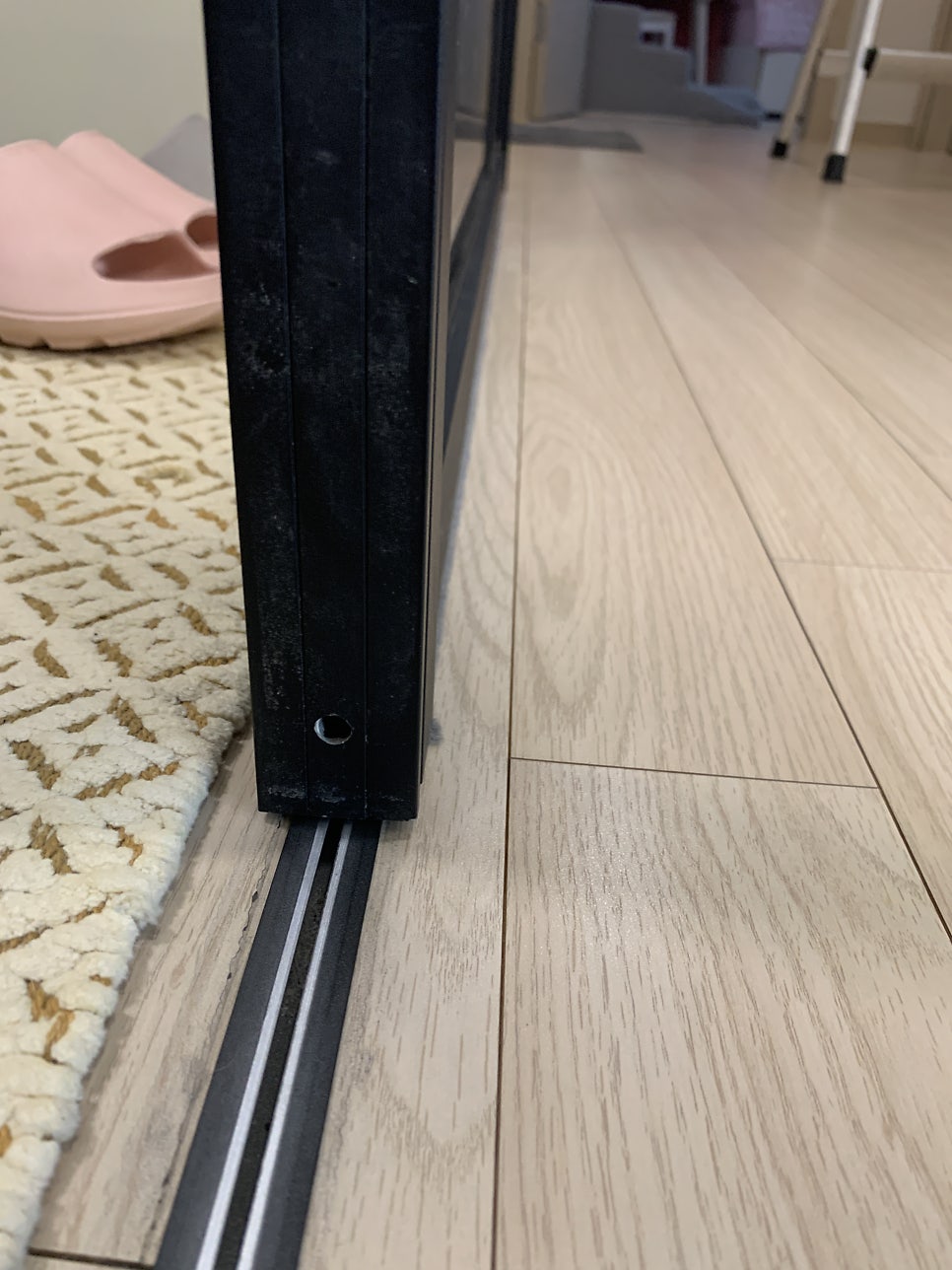 수원중문수리 원슬라이딩도어댐퍼교체작업했어요