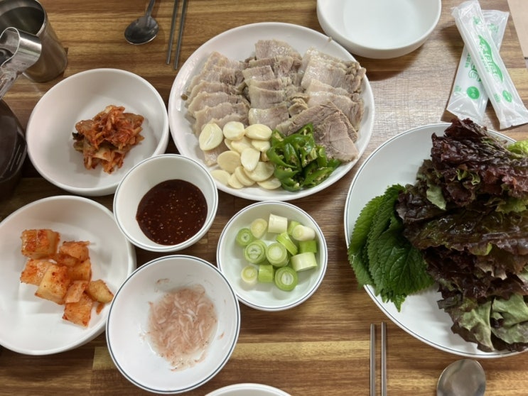  천안 터미널 근처에 있는 수육 칼국수 맛집 : 정통옥수사