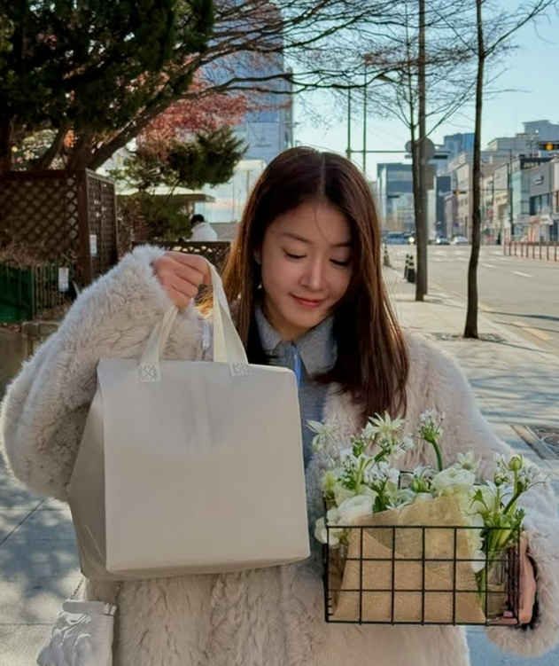 결혼 후엔 한번도... <b>이시영</b>의 의미심장한 발언과 8년만의 파경