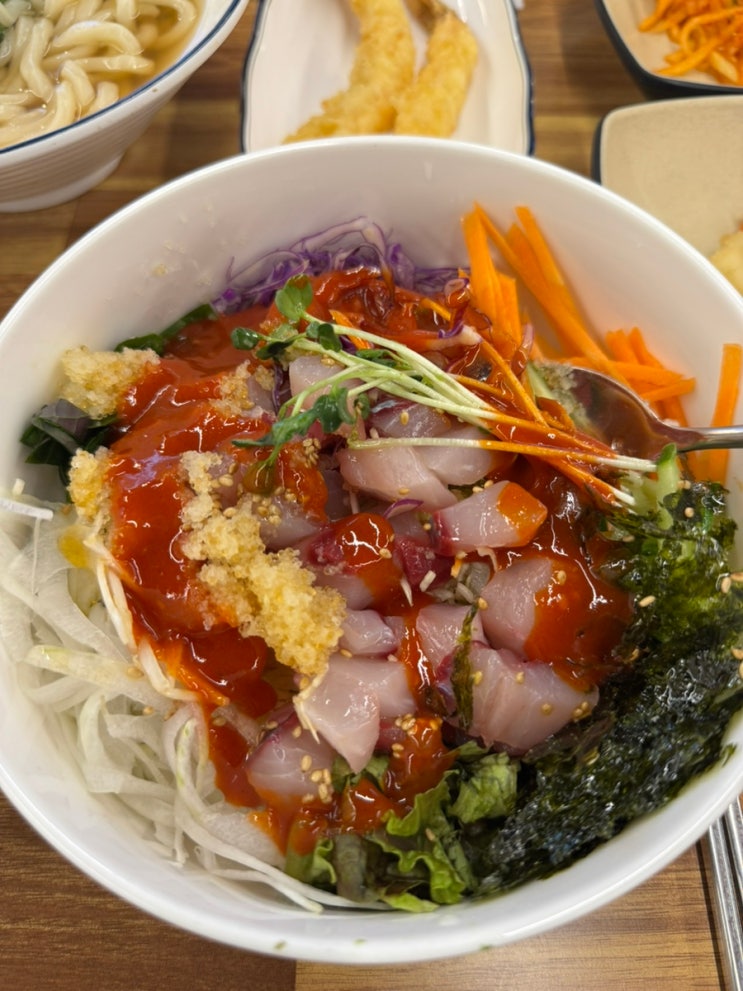  강남역 직장인 점심 회덮밥 추천 ‘삼해수산’
