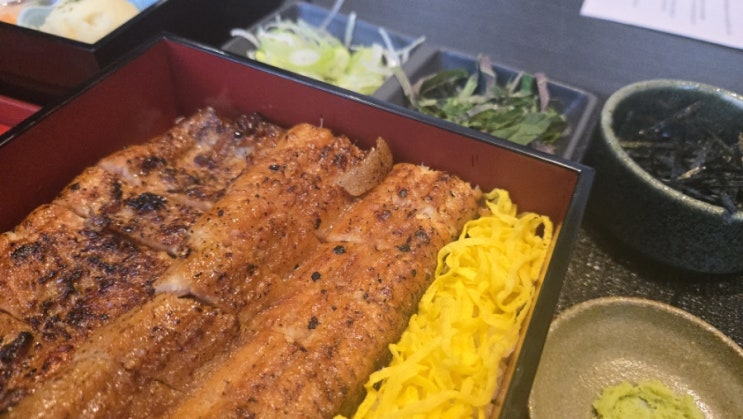  [서울 용산] 우나 용산 본점 - 잘 구워진 장어와 소스가 맛있는 장어덮밥 맛집, 장어덮밥도시락도 있어서 배달, 포장하기도 좋습니다.