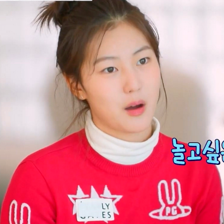 <b>송지아</b> 골프 유망주로 성장, 리틀 수지 미모 송종국 딸