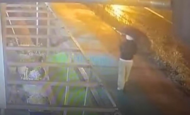 서천 <b>묻지마 살인</b>사건 피의자 : <b>이지현</b>(남,34세)공개, 지적장애... 