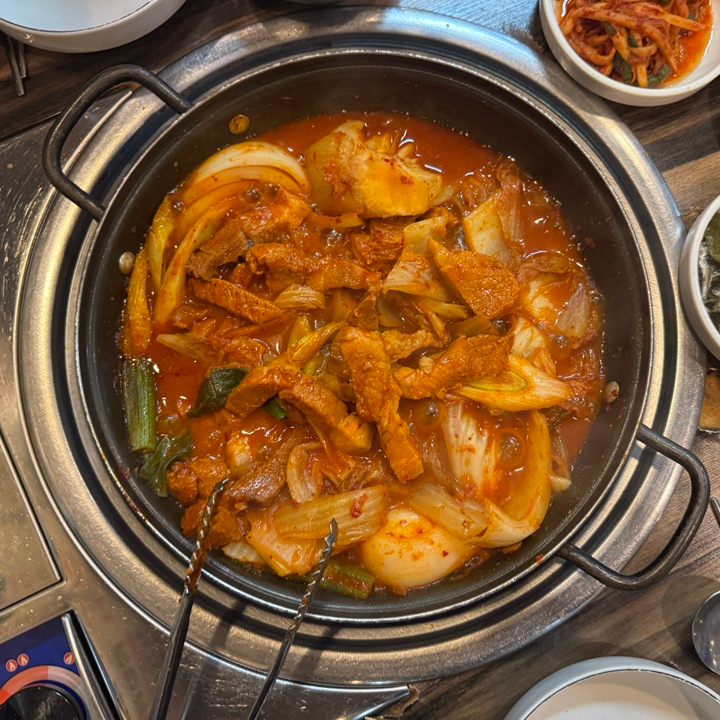  신선함 끝판왕 부천역맛집 한돈생돼지두루치기