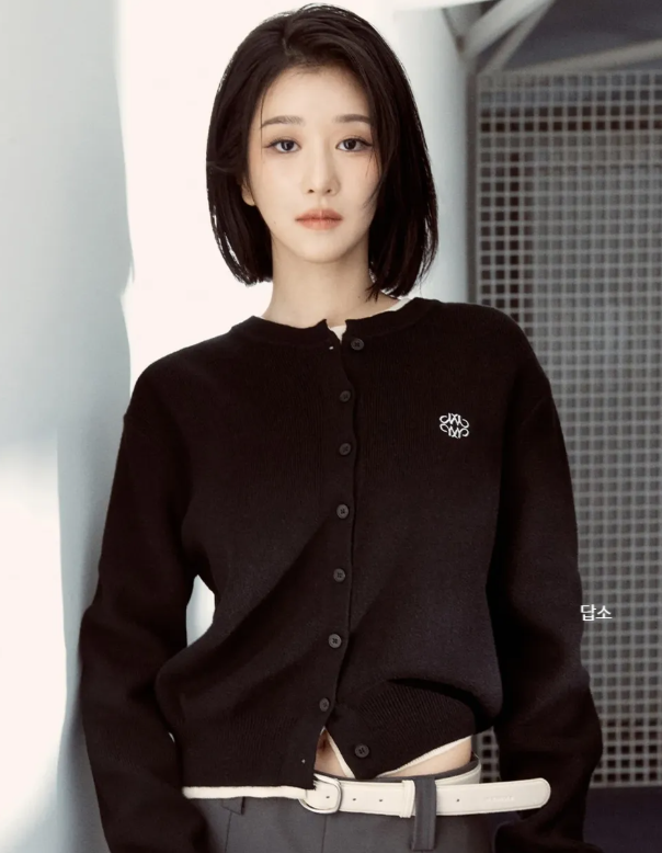<b>미모</b> 물올랐다는 너무 예쁜 단발머리 <b>서예지</b> 근황.