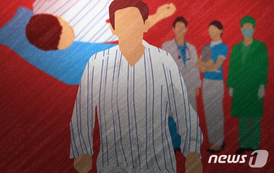 "위암 수술 아버지에 위로는커녕 '나도 보험금 받고파' 막말…지인 손절 고민" "위암 수술 아버지에 위로는커녕 '나도 보험금 받고파' 막말…지인 손절 고민"