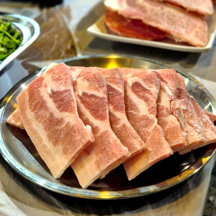  냉삼 삼겹살 특별나게 맛있었던 학동역 점심 맛집