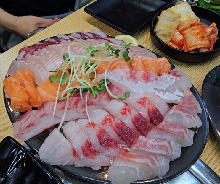 국가대표회센타 수원성대본점 국가대표회센타 수원성대본점