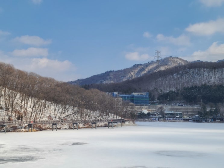  서울 근교 파주 마장호수공원 레드브릿지 카페 솔직 후기