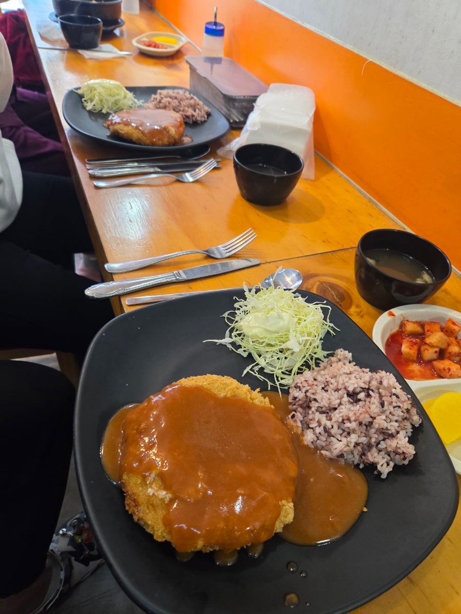 수제돈까스&국수 사진 6