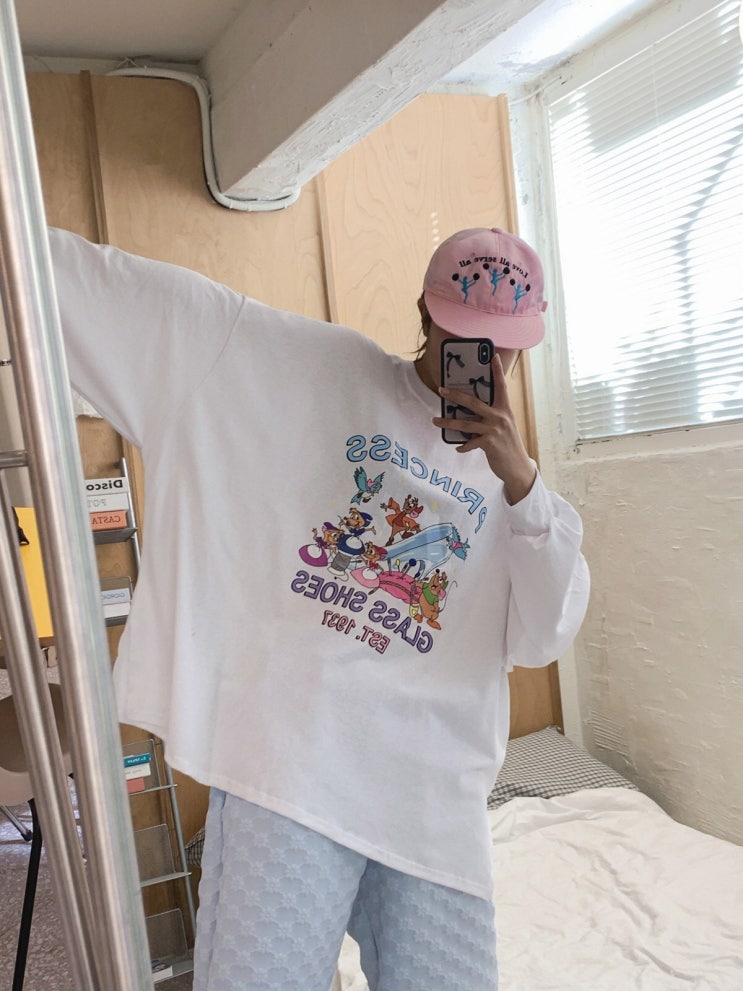  봄·가을 데일리룩 필수템! 여성 루즈핏 빅사이즈 캐릭터 나염 긴팔 티셔츠 추천