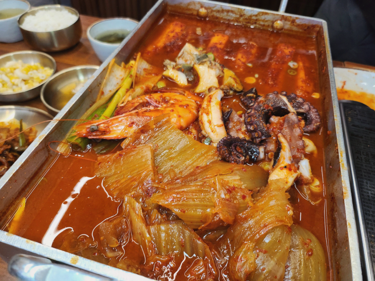  [제주갈치명가 함덕점] 푸짐한 묵은지 순살갈치조림과 함께하는 여행