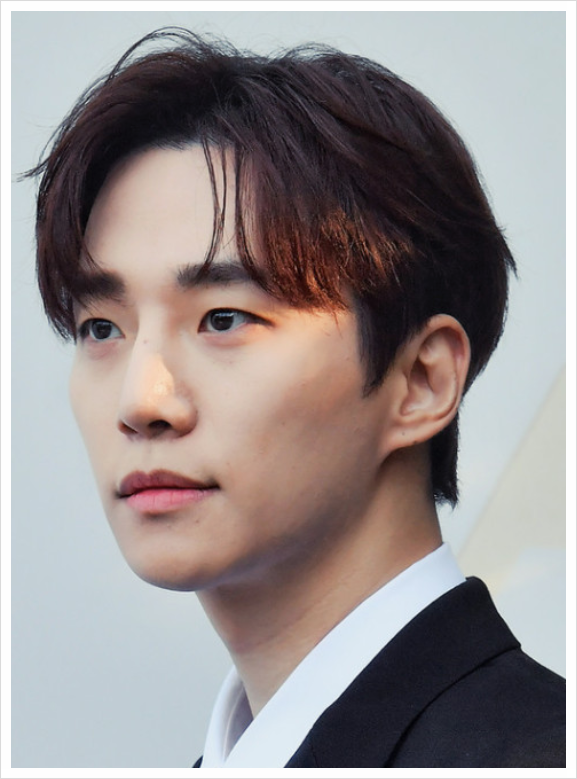 이준호, JYP와 17년 만에 결별! 타 소속사 러브콜에도 신중한 이유는?