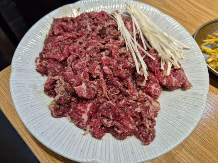 부산 명물 맛집 <진미언양불고기> 서울 삼성역 상륙! 살살 녹는 등심 불고기의 진수 부산 명물 맛집 <진미언양불고기> 서울 삼성역 상륙! 살살 녹는 등심 불고기의 진수