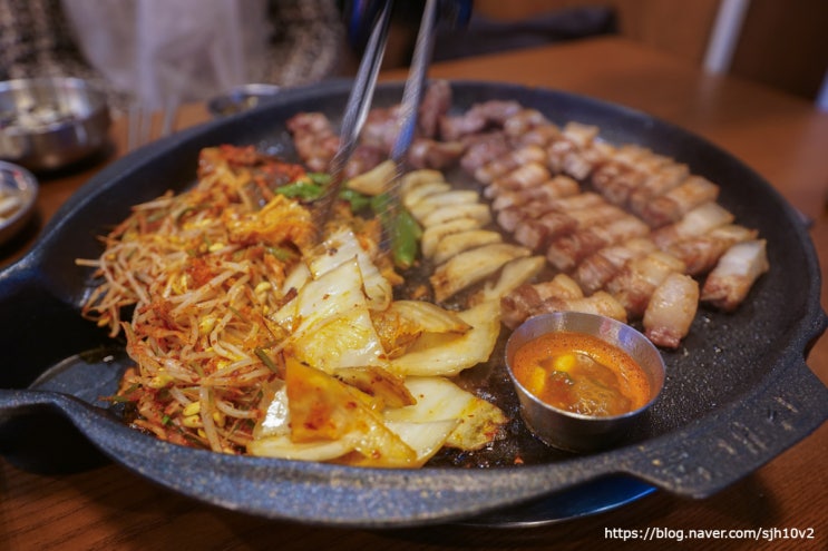 [영등포시장역 맛집] 저온숙성 돼지고기의 미슐랭 회식장소 영등포 삼겹살 돼슐랭 영등포시장역점