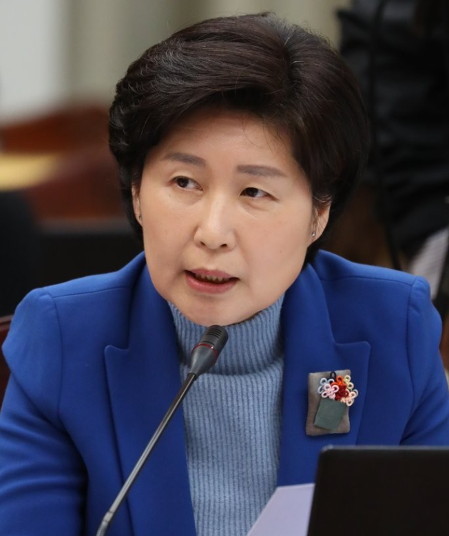 <b>백혜련</b> 국회 <b>의원</b> 프로필,나이 고향 학력 성향 경력,계란 봉변... 