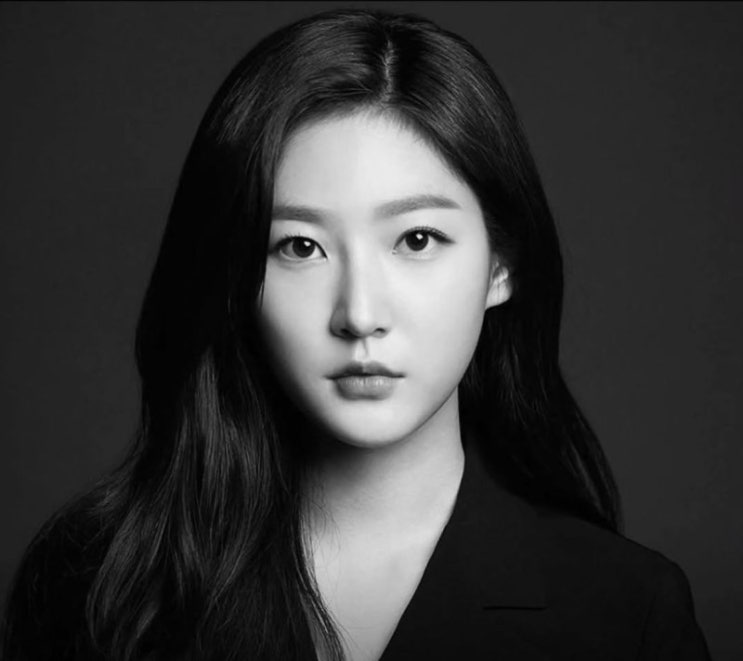 "남편이 때리고 난리" 김새론 절친 녹취록까지 공개..영상 속 매니저 "억울하다" "남편이 때리고 난리" 김새론 절친 녹취록까지 공개..영상 속 매니저 "억울하다"