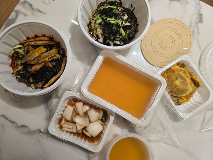  논현동 막국수맛집 육전국밥에서 배달
