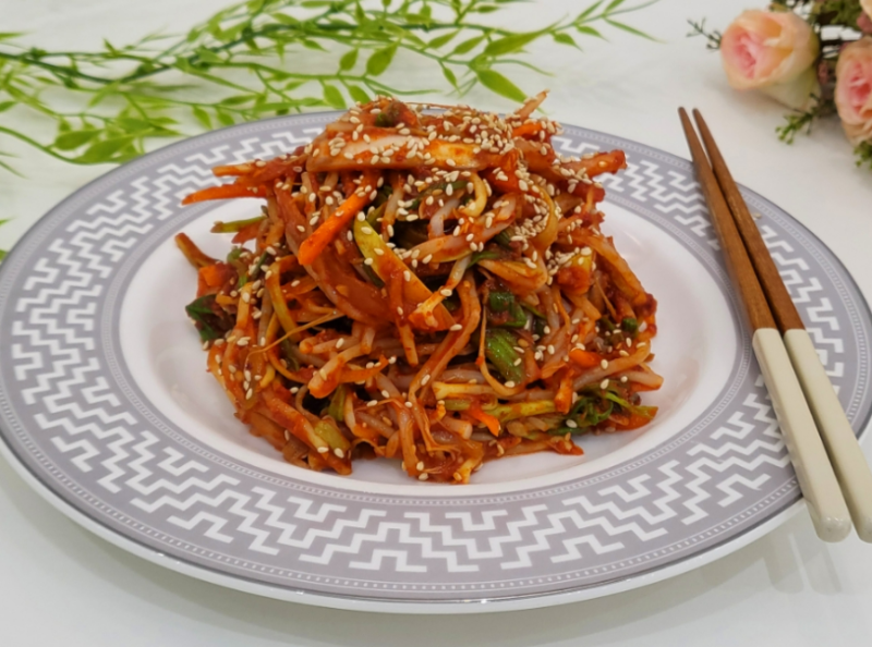 기름 없이 담백하게, 전라도식 콩나물 잡채 레시피