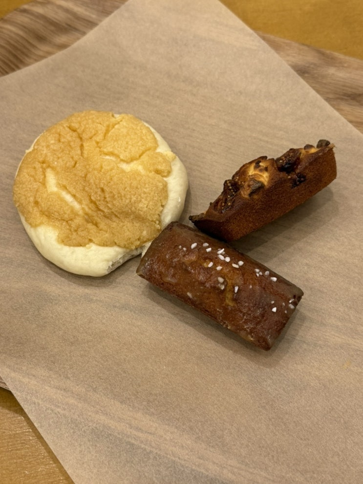  종각역 빵집 비터버터 광화문 디저트 맛집!