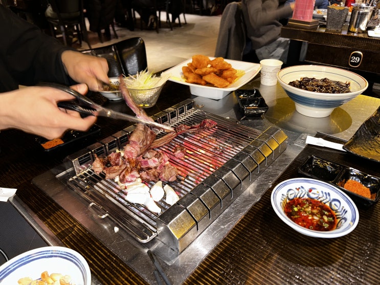  수지구청 중식 - 분위기부터 남다른 미가훠궈양고기 완전 솔직 리뷰