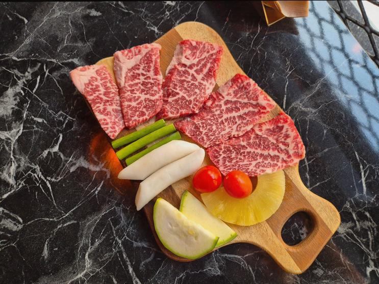  육랩 강남본점에서의 특별한 저녁, 강남역맛집으로 추천!