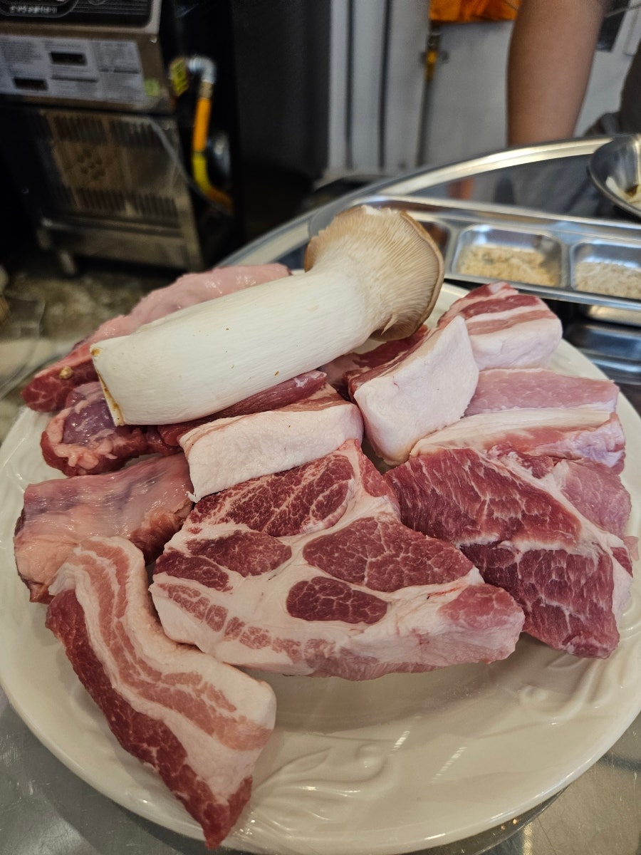 맛있소면돼지 사진 6
