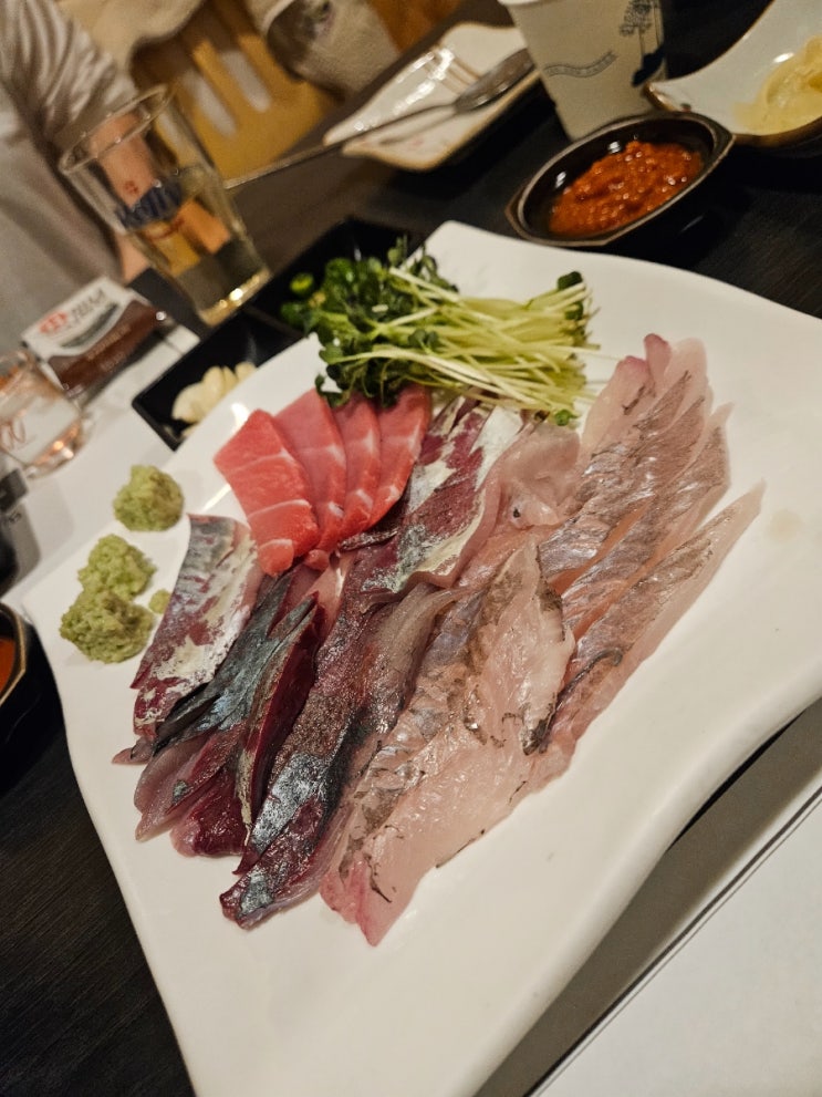  아들이 맛있는거 사줬다.
