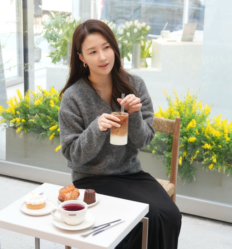  카페씨떼 CaféCité 성수카페! 감성적인 신상 성수 디저트 핫플 추천