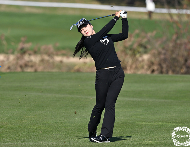 <b>윤이나</b>, LPGA에서 날아오르다:2025 시즌 성적과 출전 일정... 