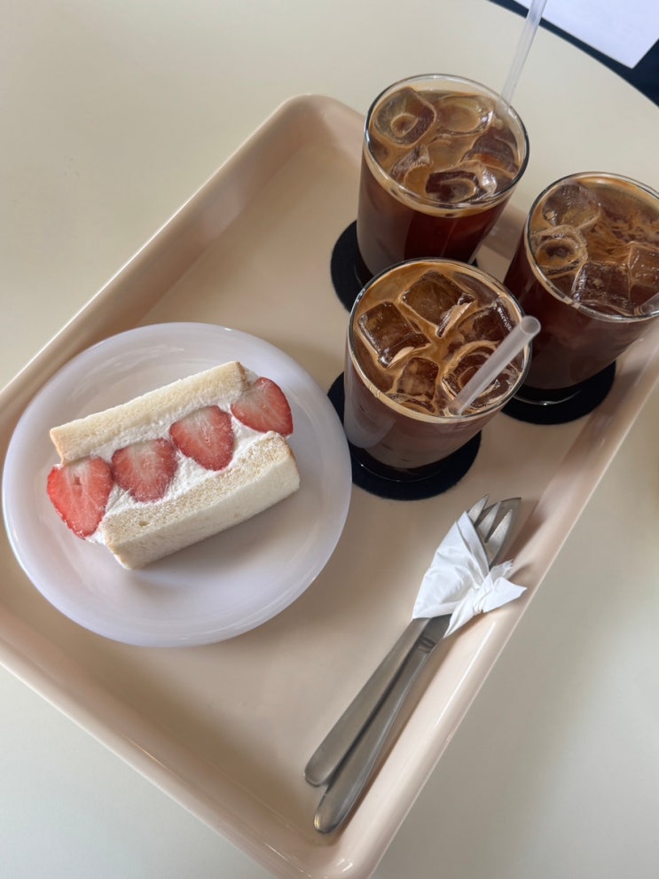  익산 어양동 이프프커피 카페