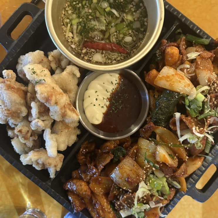  청주 사창동 충대 신상술집 "한지붕 실내포차" 안주맛집