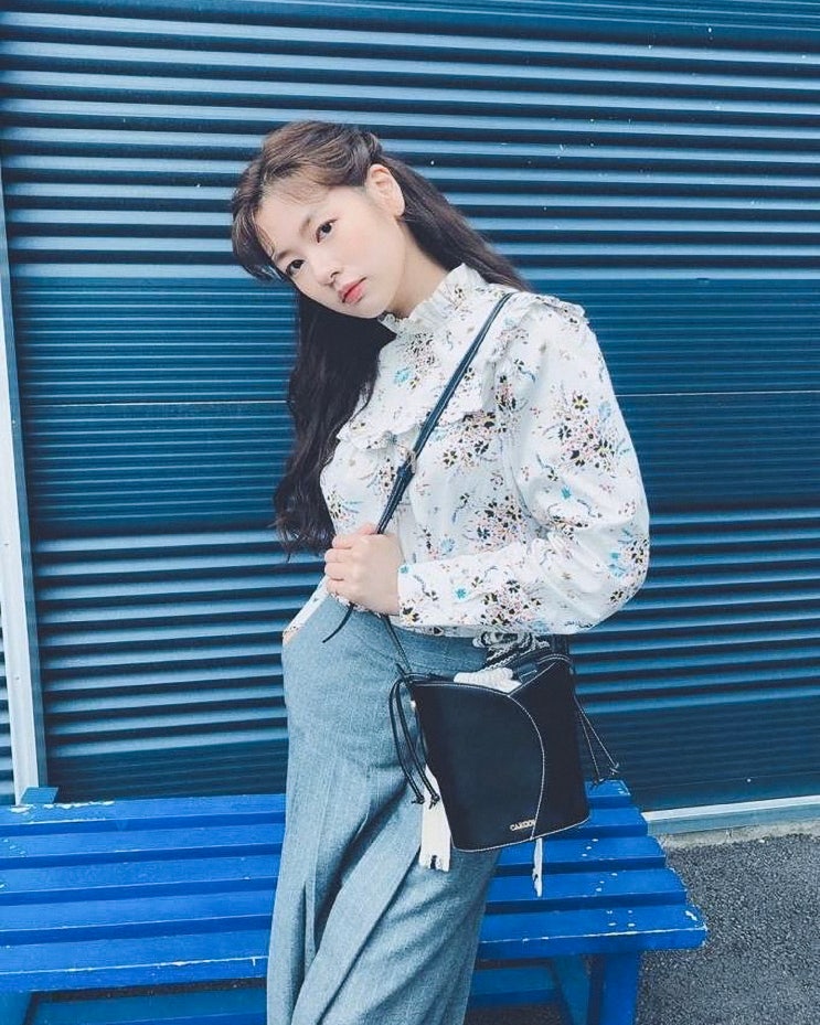  정소민 패션, 블라우스 코디 어디꺼? 분위기 따라 스타일 정리!