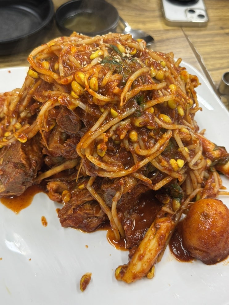  용산/한남동 국물뼈찜, 감자탕 맛집 ‘한남동감자탕’