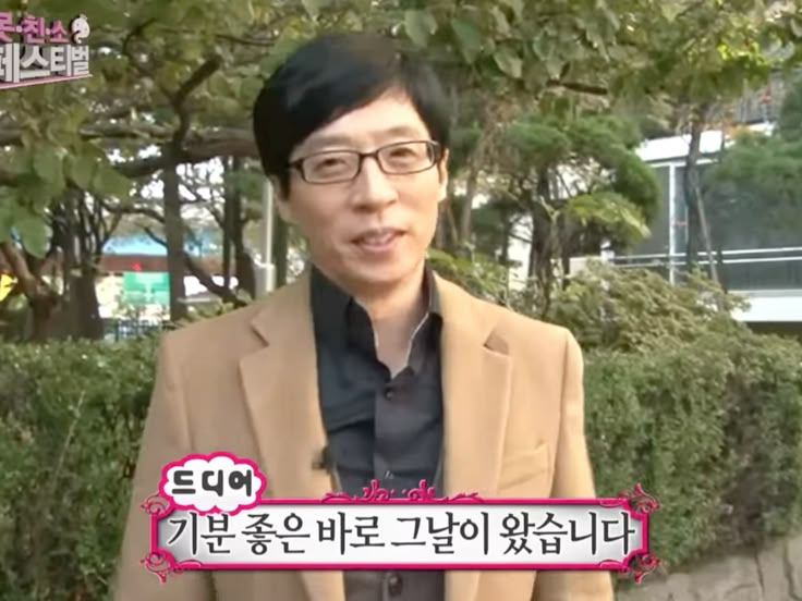   3월 위시리스트 | 봄 블라우스 추천 | 스타트업 3년 차 직장인룩 | 리본 블라우스, 러플 블라우스, 실크 블라우스, 화이트 블라우스