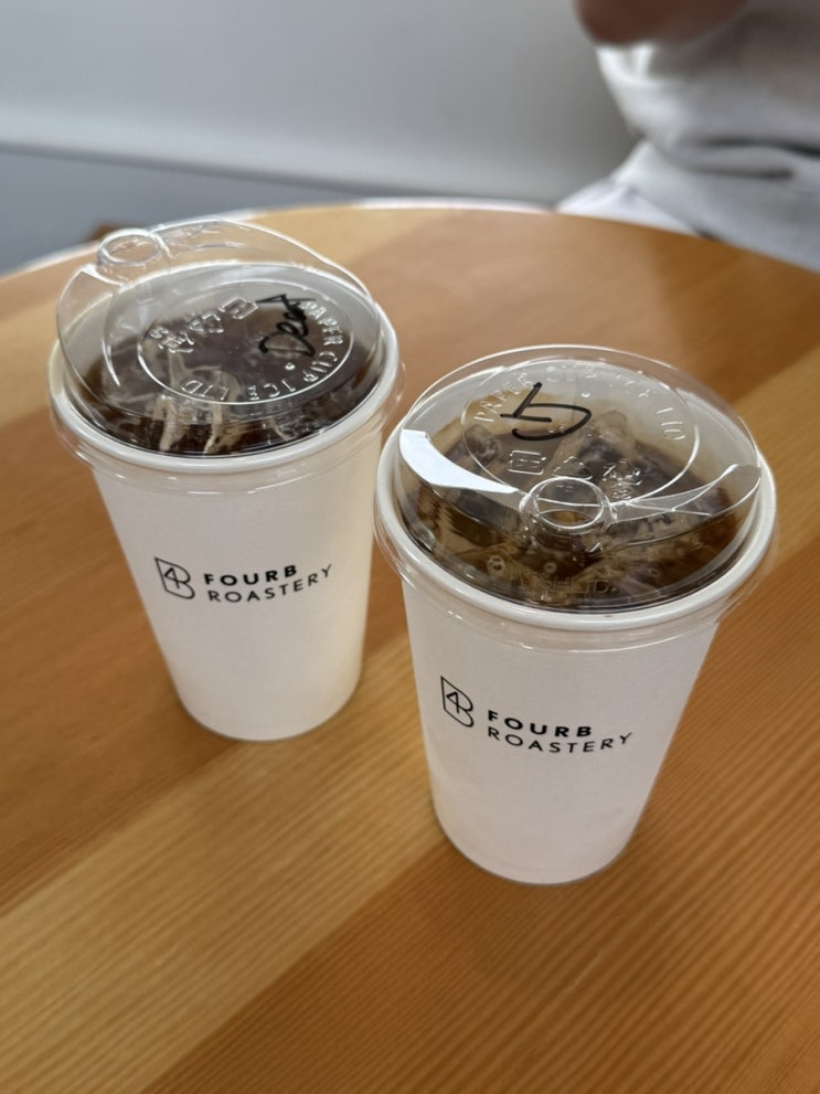  파주 카페 포비 임진각평화누리점 베이글 맛집!